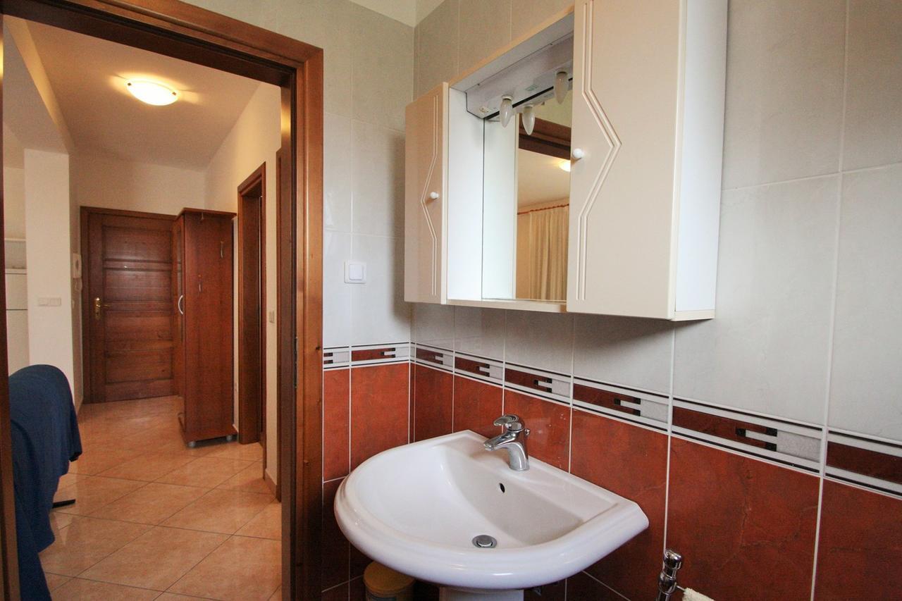 Apartment Bilic With Balcony Poreč Buitenkant foto