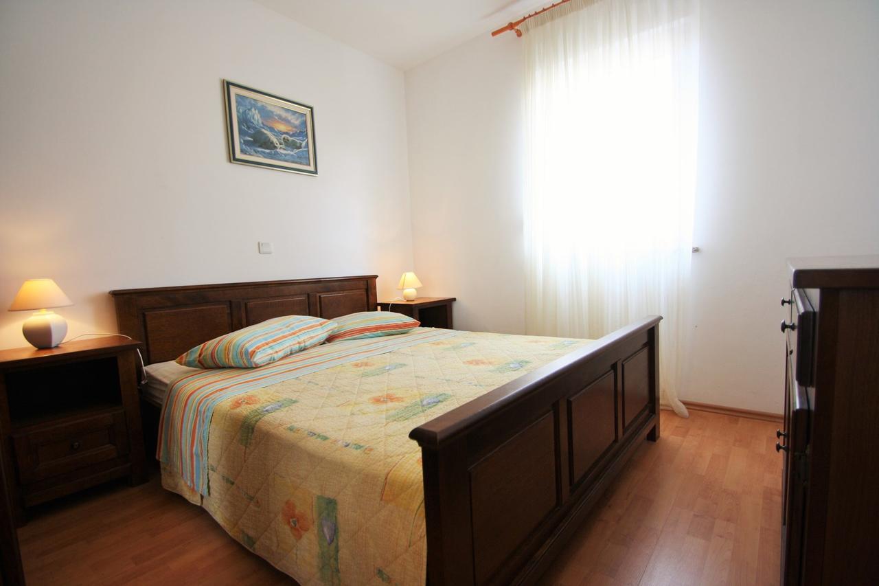 Apartment Bilic With Balcony Poreč Buitenkant foto